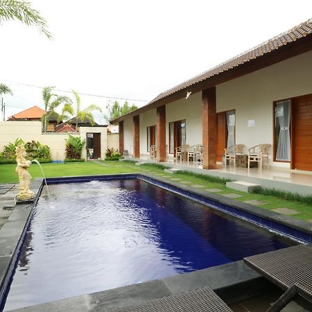 Aghasvina Guest House Canggu ภายนอก รูปภาพ