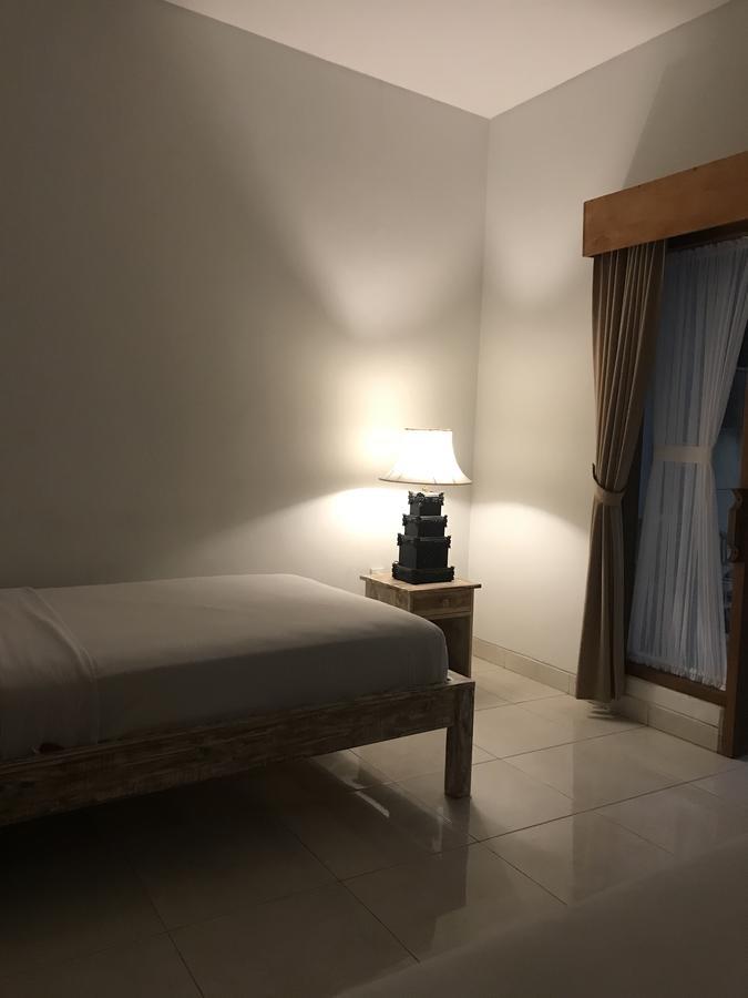 Aghasvina Guest House Canggu ภายนอก รูปภาพ