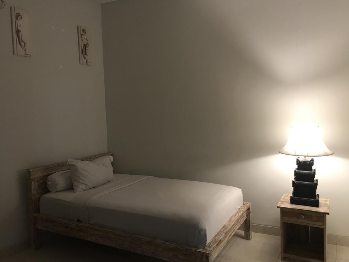 Aghasvina Guest House Canggu ภายนอก รูปภาพ