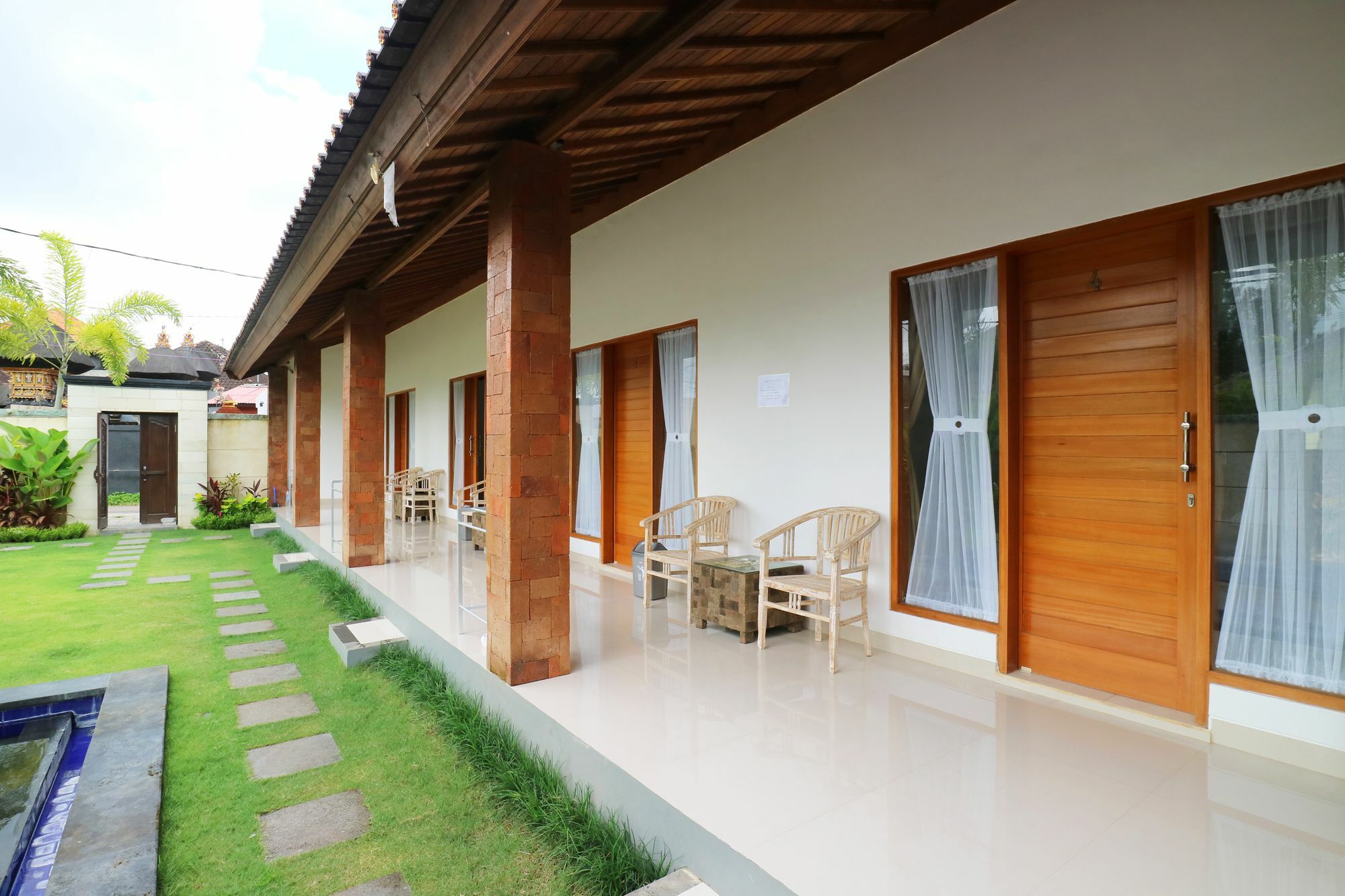 Aghasvina Guest House Canggu ภายนอก รูปภาพ